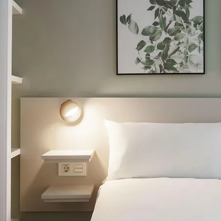 Limehome Calle Lopez Rubio Appartement *