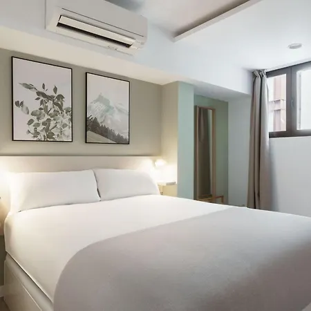 Limehome Calle Lopez Rubio Granada